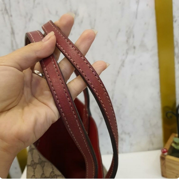 Gucci Beige GG and Red Leather Supreme Monogram - Picture 4 of 8